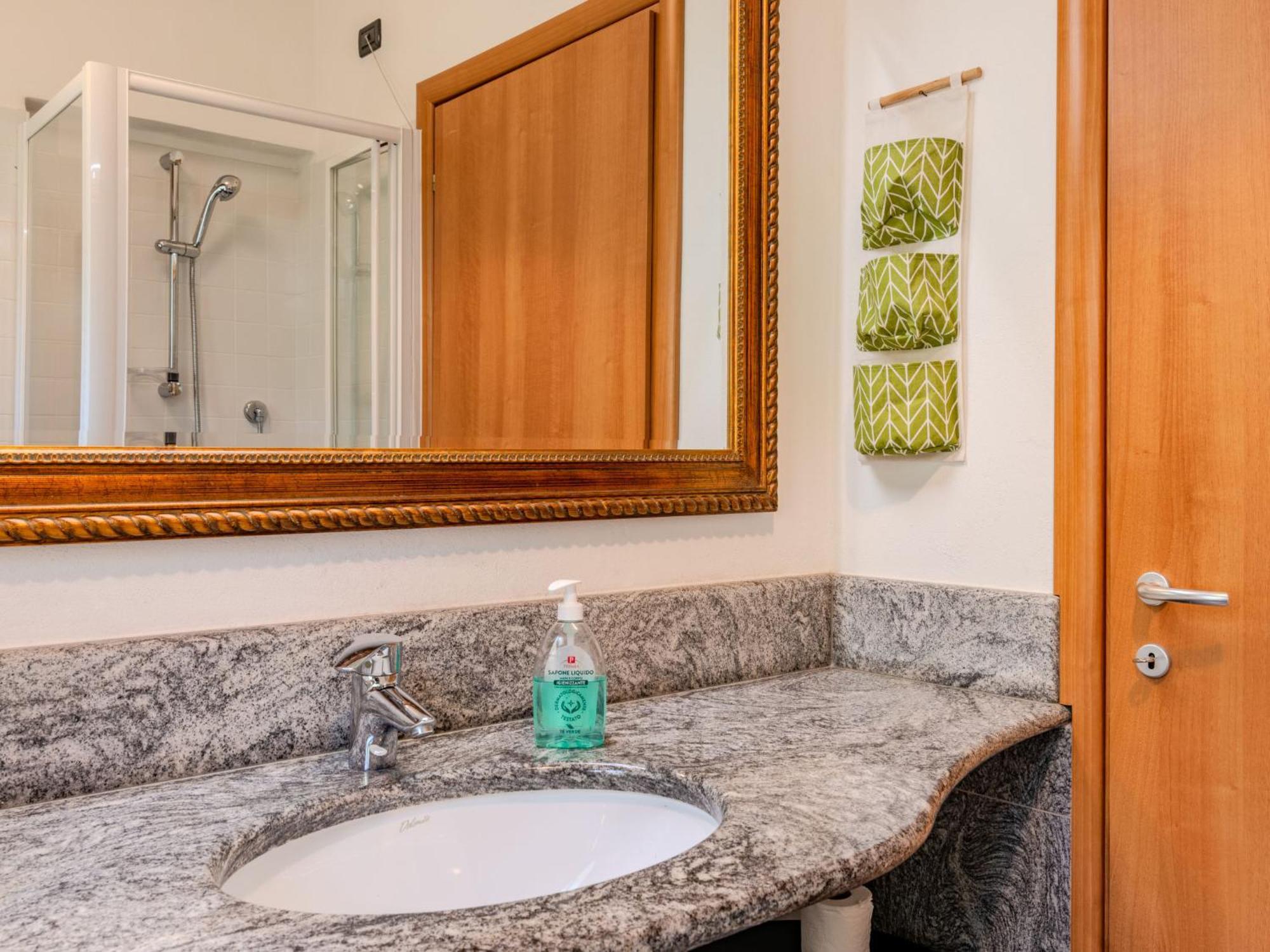 Apartment Bruna By Interhome Gera Lario Zewnętrze zdjęcie